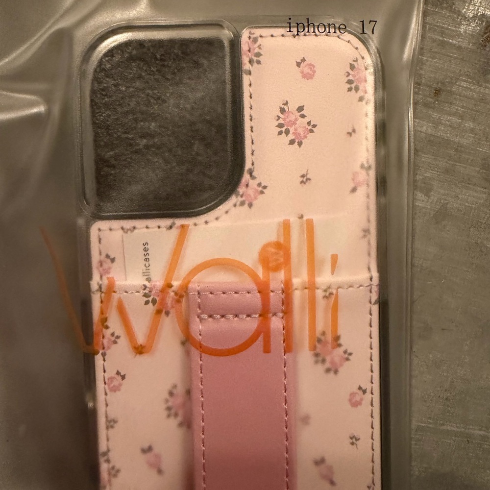 Walli “Wild Rose” iPhone 17 Case - Picture 4 of 4